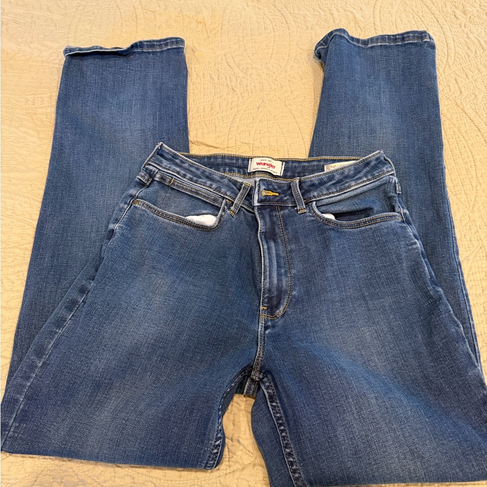 Wrangler High Rise True Straight Blue Denim Jeans